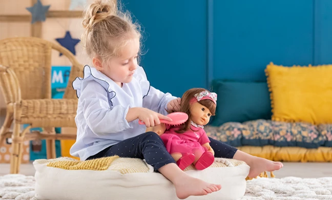 Poupée à coiffer Corolle® : poupée avec cheveux longs à coiffer