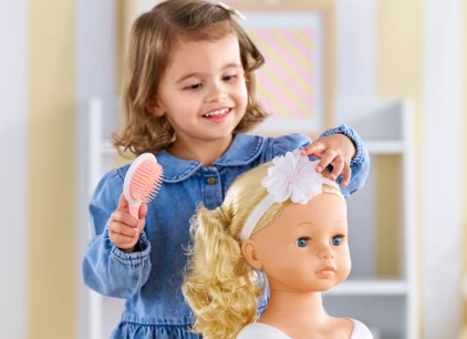 Idées coiffures pour poupée ou tête à coiffer