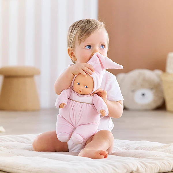 bebe avec doudou babipouce