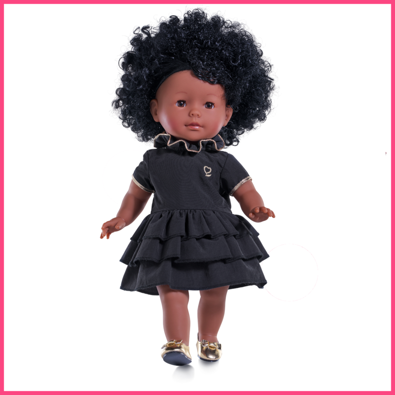 Pauline en Robe Noire