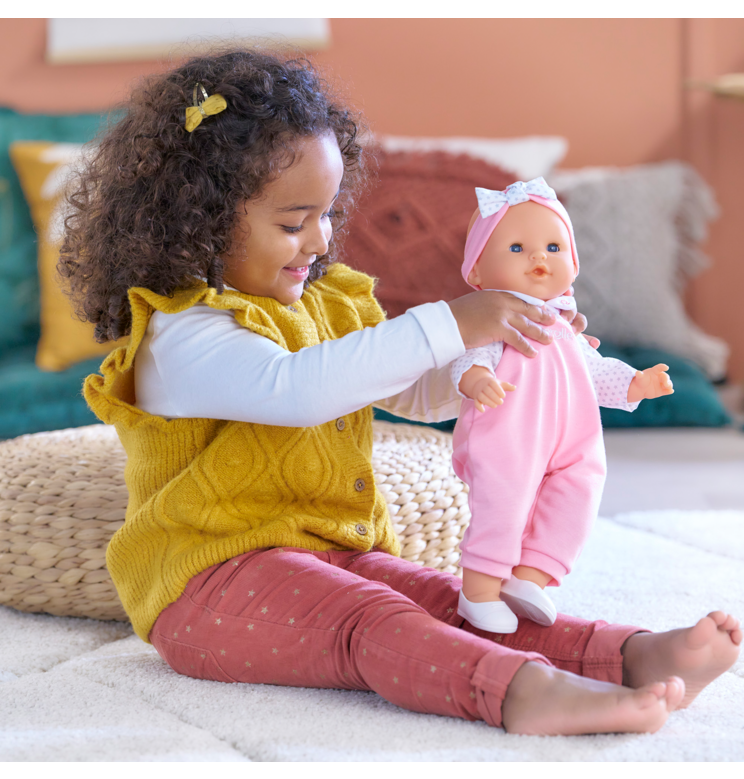 Mon Grand Poupon Lise à table