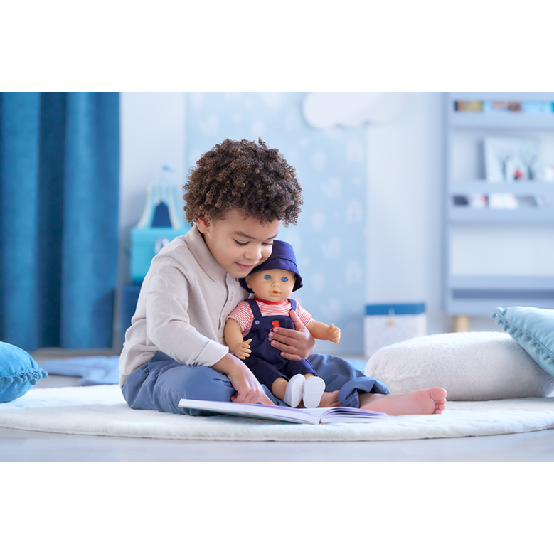 Mon Grand Poupon Eliott se change