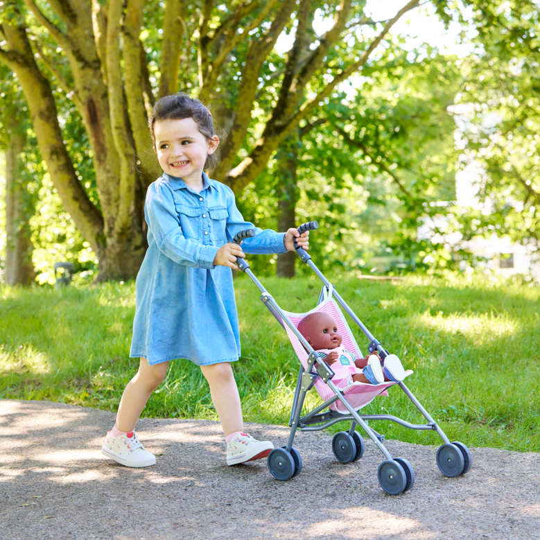 Lila Chérie se balade en Poussette Canne Rose