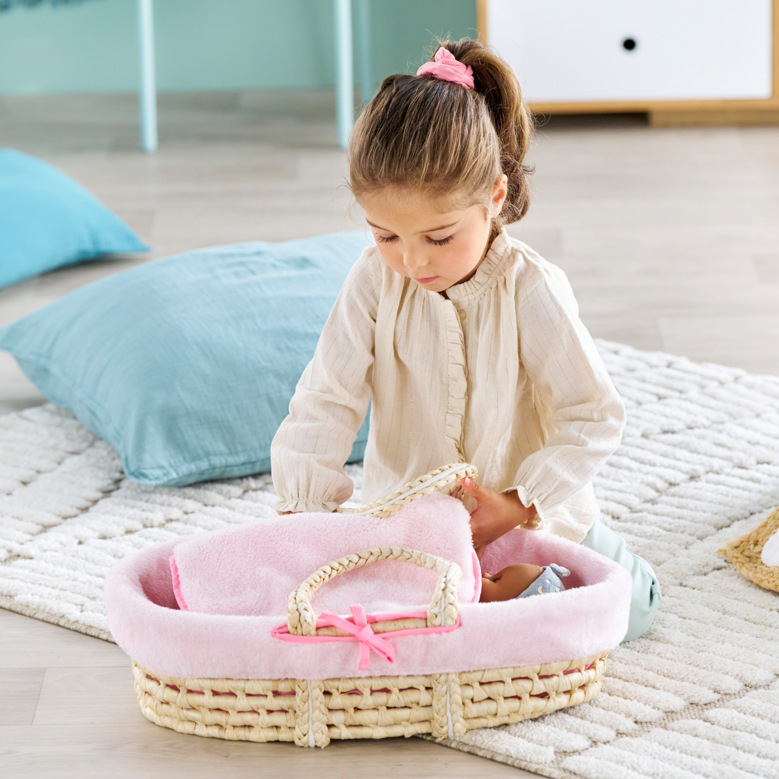 Couffin Tressé Peluche Rose et Pyjama pour poupon 36 cm