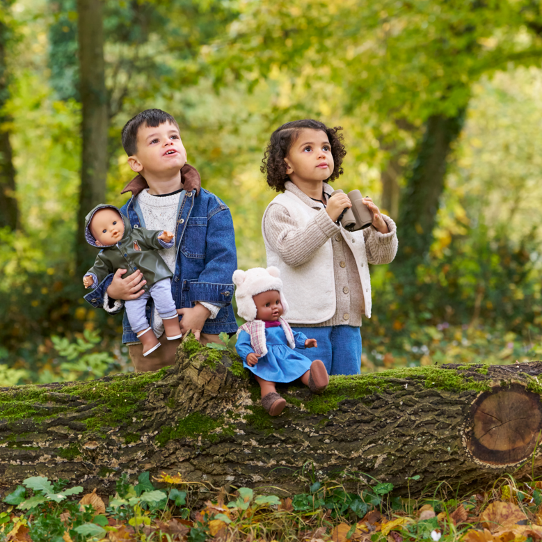 Lucie Petit Explorateur en salopette