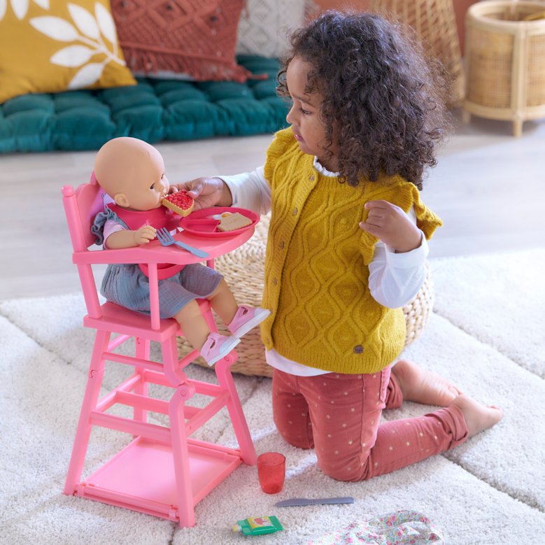 Mon Grand Poupon Lise à table