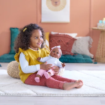 Lucie Petit Explorateur en salopette