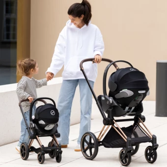 Porte-Poupon Cybex 2 en 1 noir pour poupon 36 et 42 cm