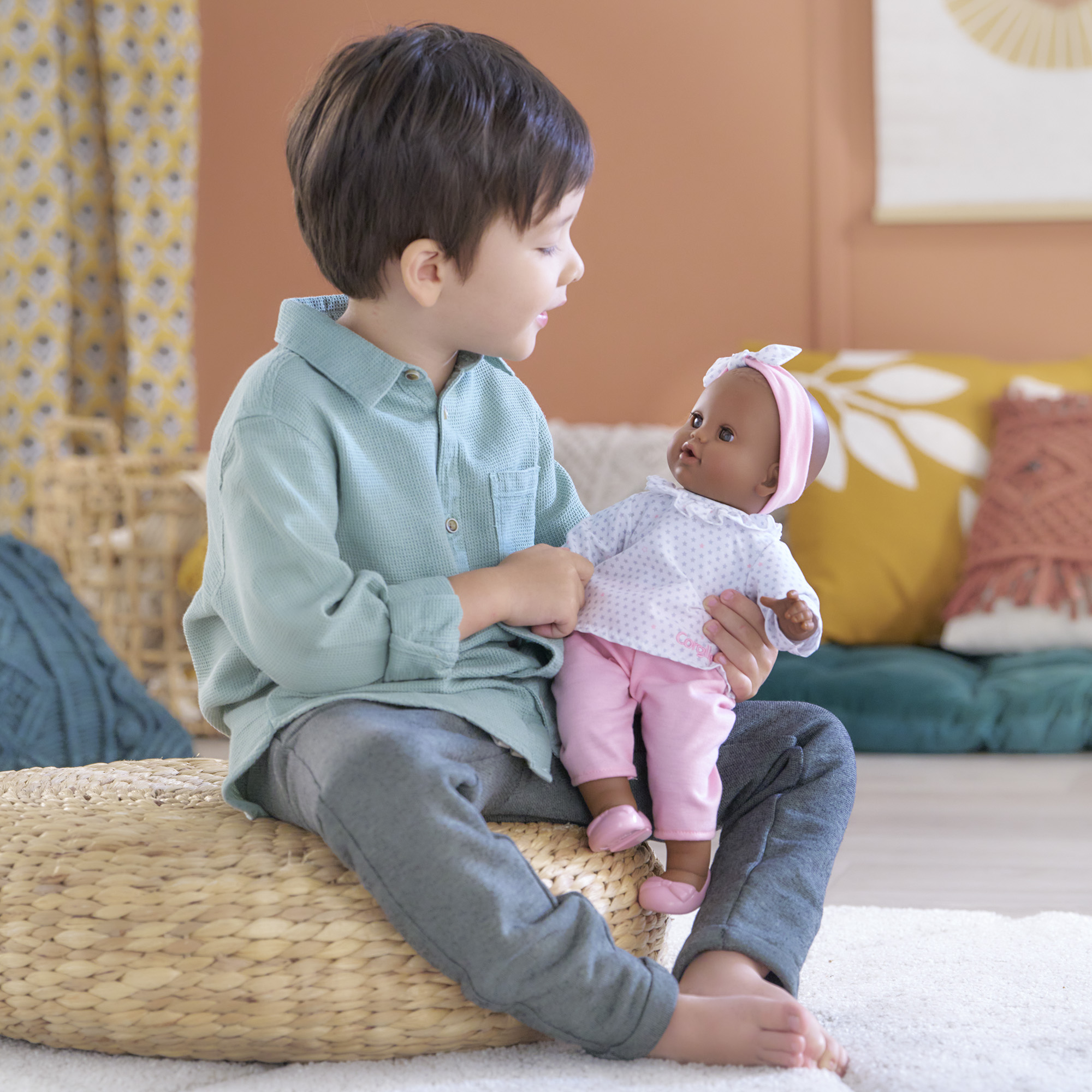 Lucie, grand poupon de 36 cm