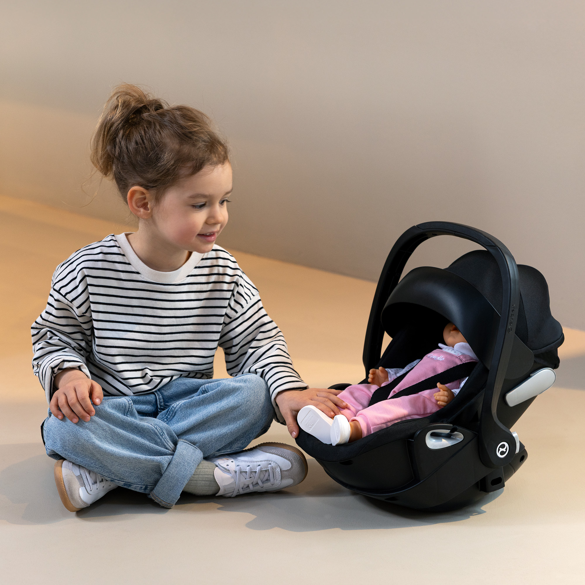 Le porte-poupon Corolle x Cybex 2-en-1